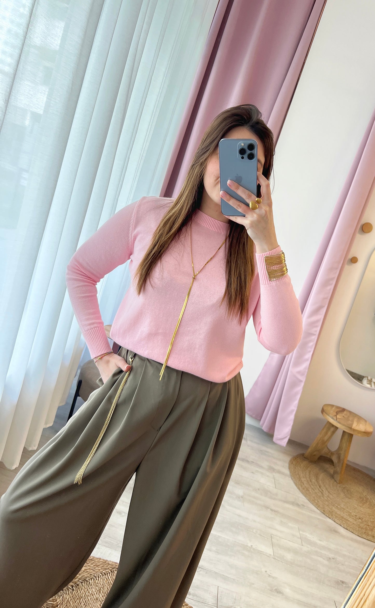 MAGLIONE ALMA